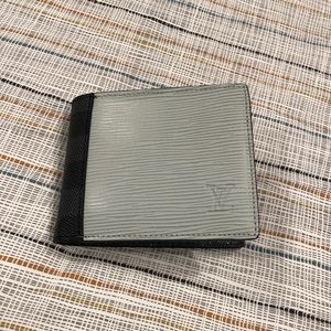 Louis Vuitton MULTIPLE WALLET *OBO**